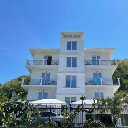 Hotel Fama Shkallnur Exterior photo